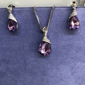Purple Amethyst and Silver Water Drop Necklace And Earrings Jewelry Set